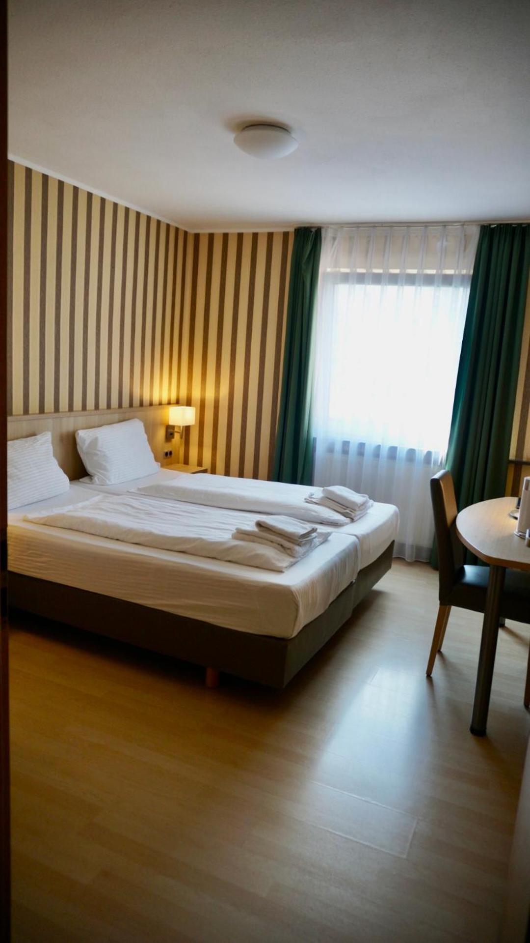 Hotel Hafner - Self Check-In Щутгарт Екстериор снимка